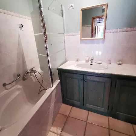 펜션 Mes Maisons - Two Gites With Private And Shared Pools In Cevennes