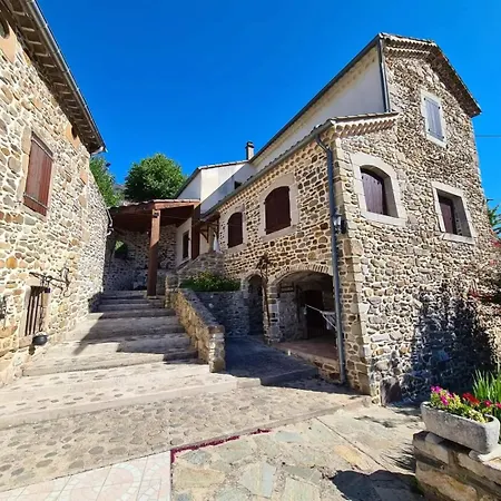 펜션 Mes Maisons - Two Gites With Private And Shared Pools In Cevennes *