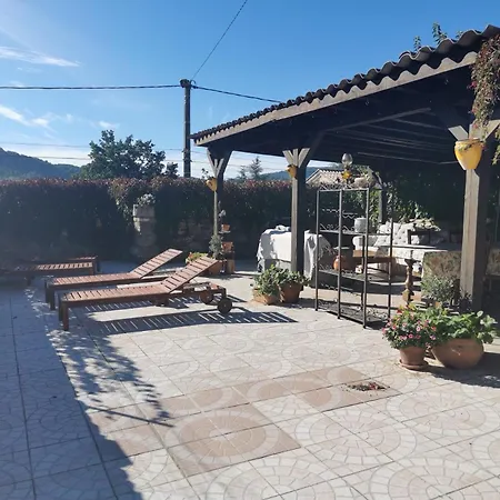 בית נופש Mes Maisons - Two With Private And Shared Pools In Cevennes