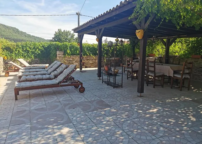 Mes Maisons - Two With Private And Shared Pools In Cevennes Tatil Evi
